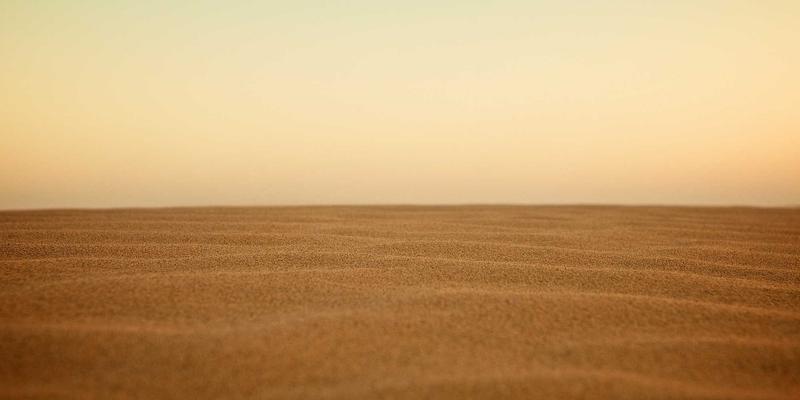 从音乐制作到DJ课程：听觉健康管理的专业指南与编曲实践中的听力保护