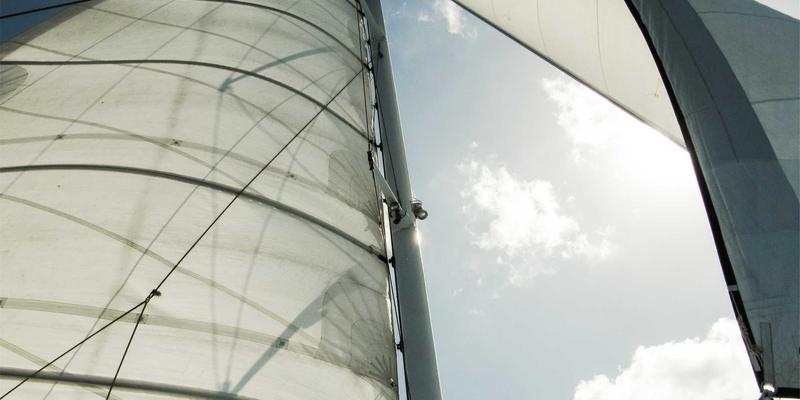 电子音乐制作与DJ演出的必修课：版权意识与合法音乐库获取指南